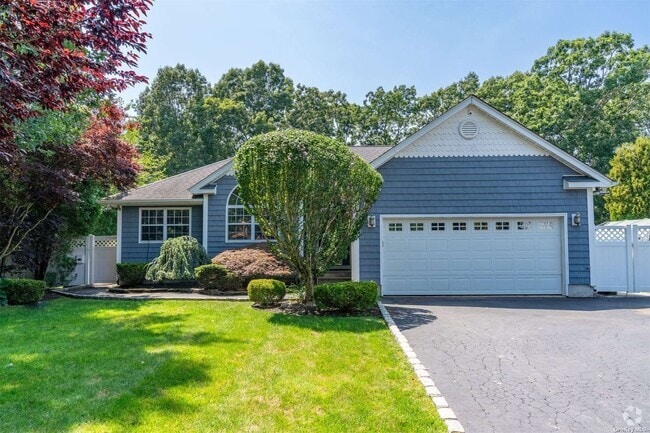 Mastic Beach Rentals