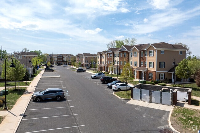 Fotografía del edificio - Riverfront Village at Pennsauken