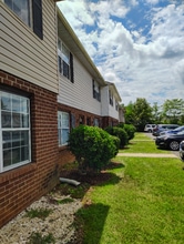 Building Photo - 74 Ferguson Dr