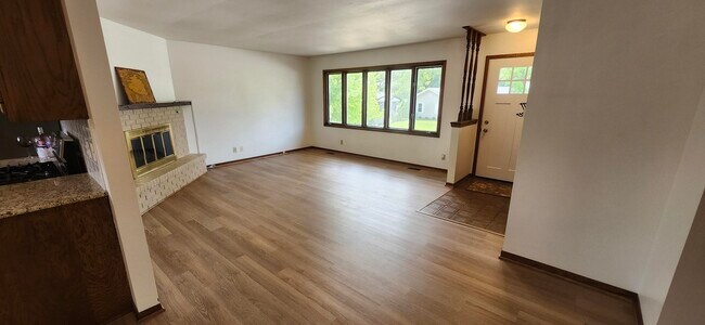 Foto del edificio - 1707 Miller Rd