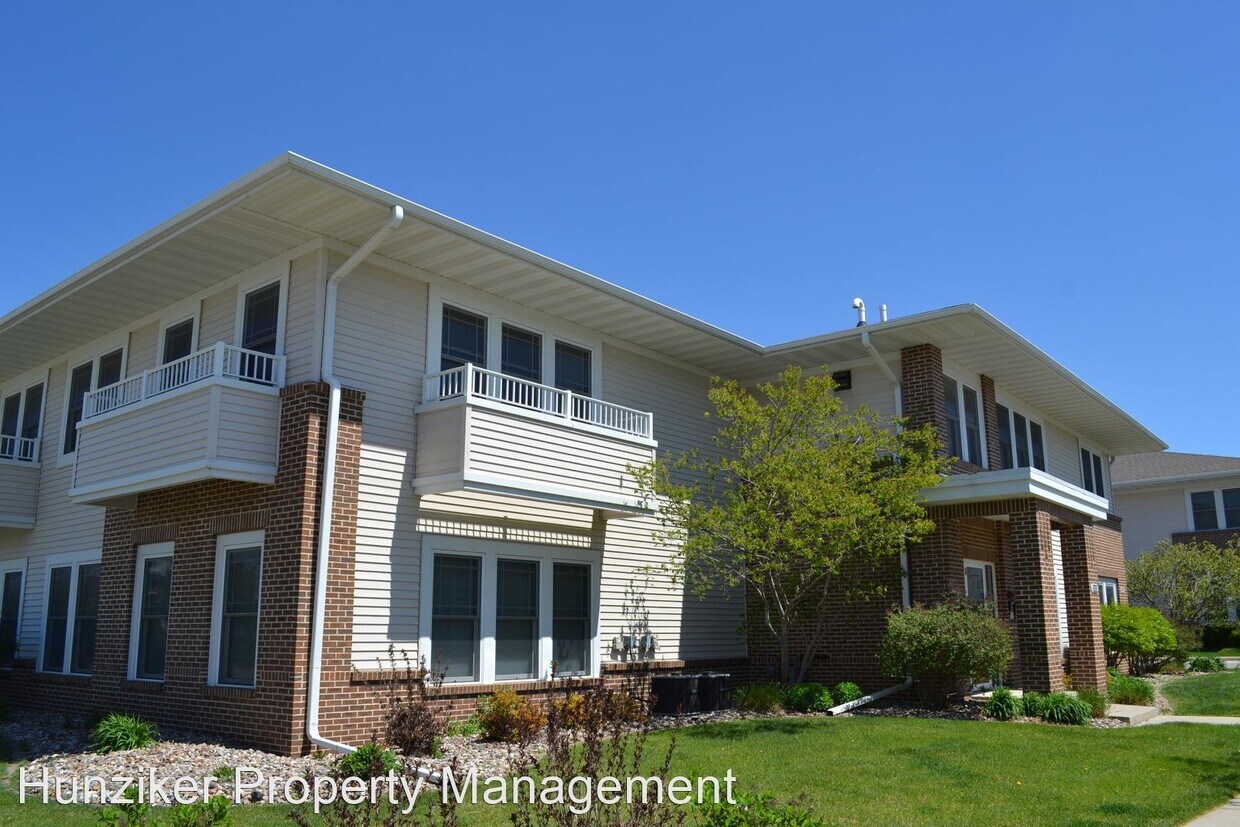 Building Photo - 2 br, 2 bath House - 2435 Aspen #105