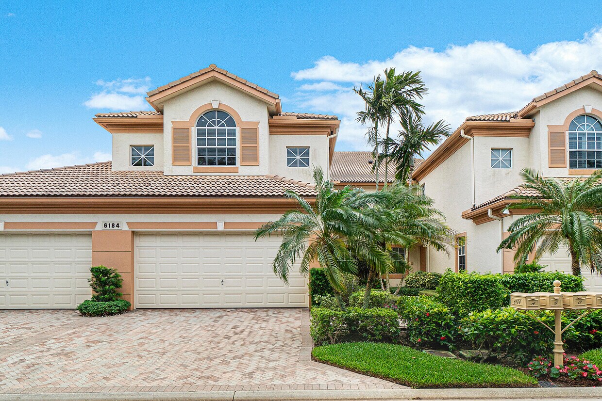 Foto principal - 6184 Island Bend