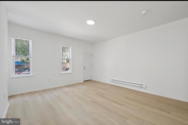 Building Photo - 1304 N Conestoga St