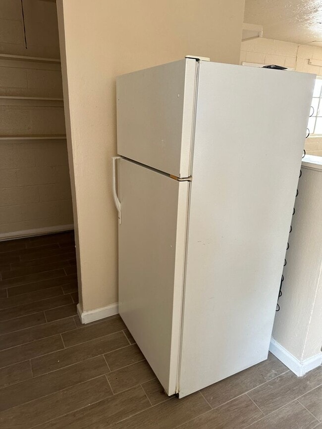 Building Photo - Great 1 Bed 1 Bath located near NMSU