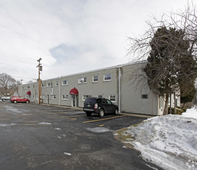 Royal Oak Town Apartments Rentals Royal Oak, MI