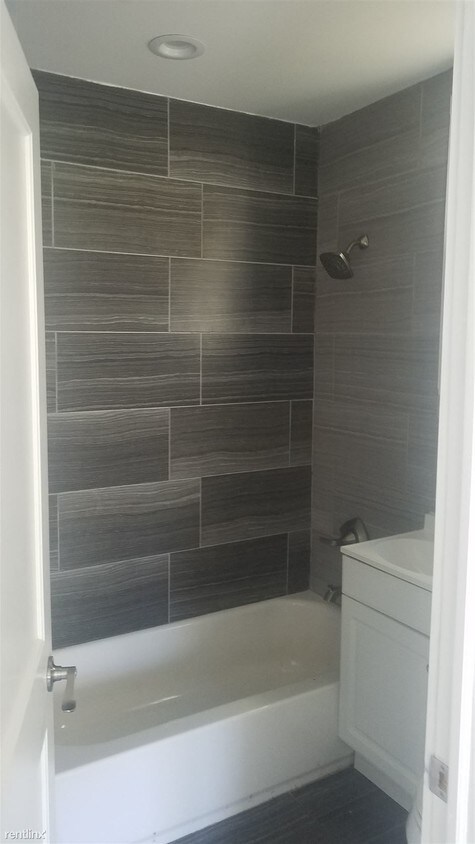 Foto del edificio - 3 br, 2 bath Duplex - 151 Terhune Ave