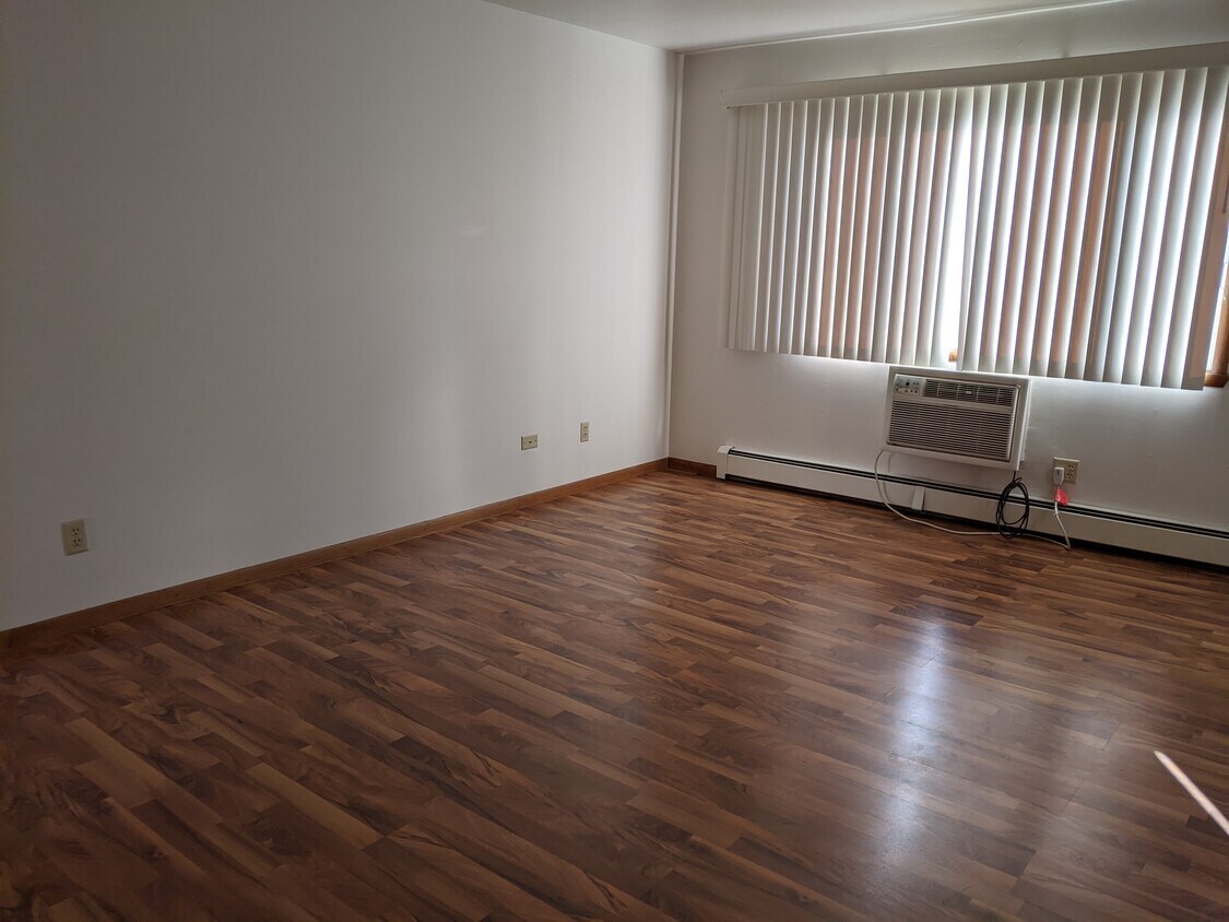 living room - 314 Sentinel Dr