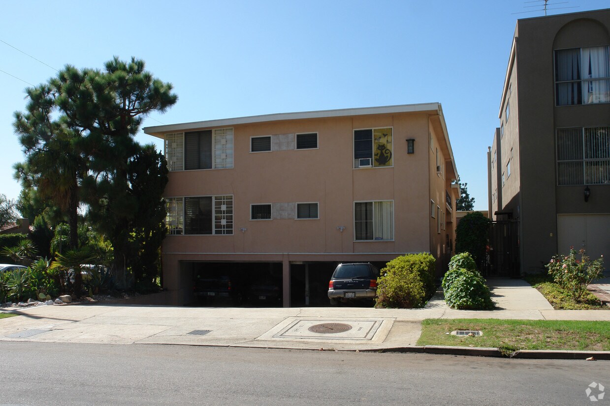 Foto del edificio - 10561 Missouri Ave