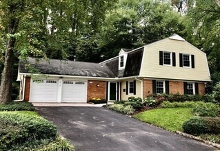 Building Photo - 1776 Crofton Pkwy