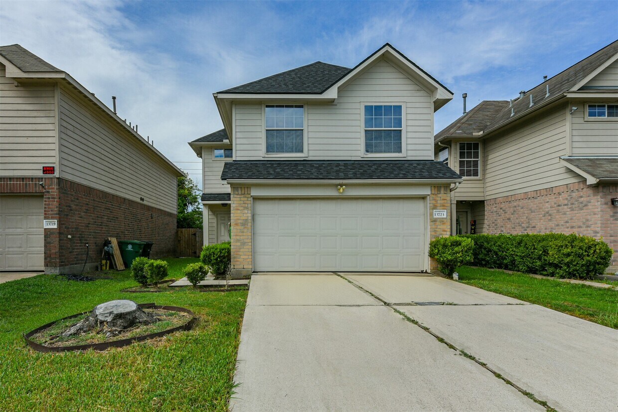 Foto principal - 13723 Rural Oak St