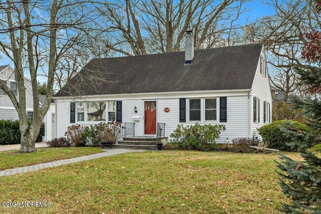 Foto del edificio - 308 Buttermere Ave