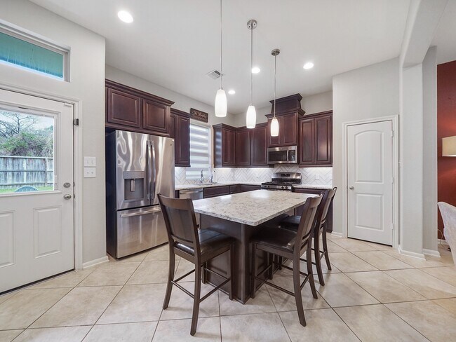 Building Photo - 18434 Jasmine Garden Pl