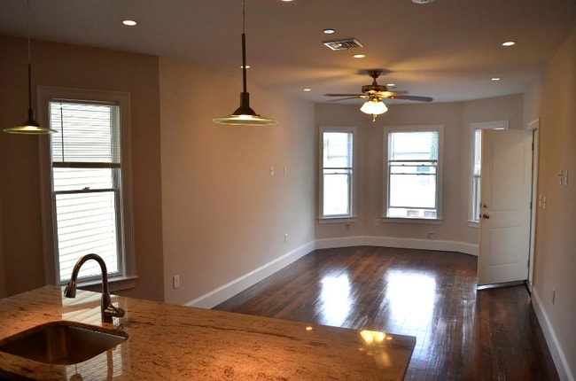 Photo - 5 Sudan St Apartment