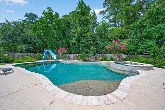 Building Photo - 27 E Shale Creek Cir