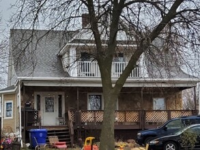 Building Photo - 505 Lincoln Ave