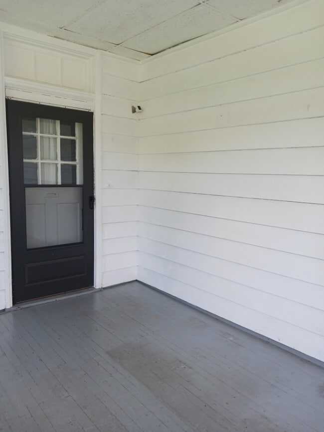 Building Photo - 1421 Claiborne St