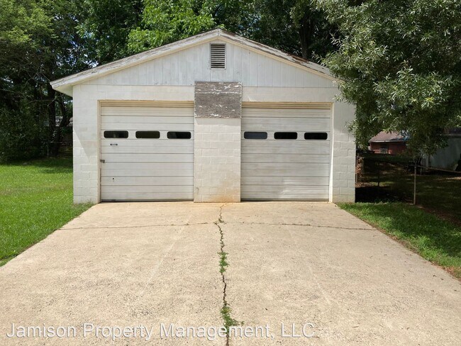 Foto del edificio - 2 br, 1 bath House - 204 Kirkwood Circle