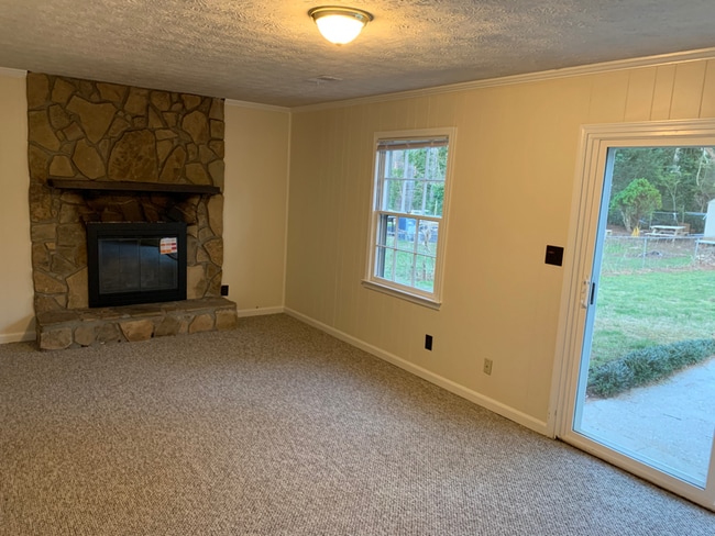 Building Photo - 3748 Cutler Dr SW