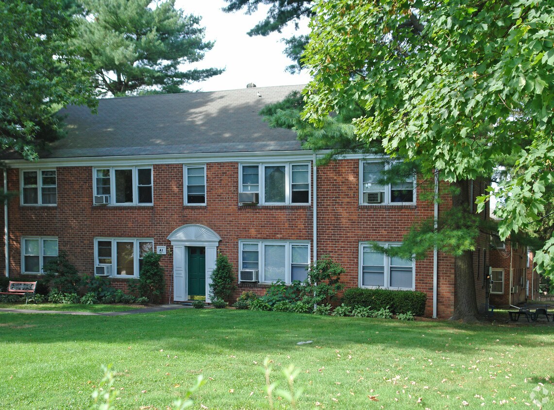 Foto del edificio - The Village Green Cooperative
