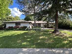 Building Photo - 8130 Treecrest Ave