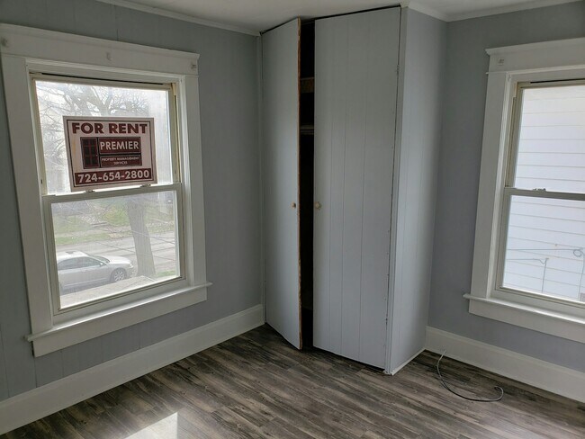Foto del edificio - 717 N Mercer St