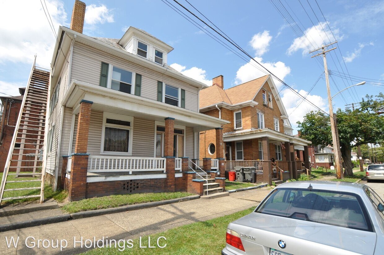 Primary Photo - 3 br, 1.5 bath House - 1101 6th Ave 2nd FL
