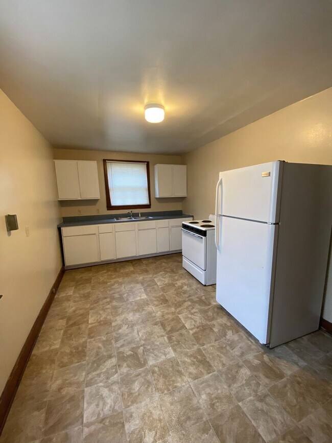 Foto del edificio - 1 Bedroom 1 Bath Apt