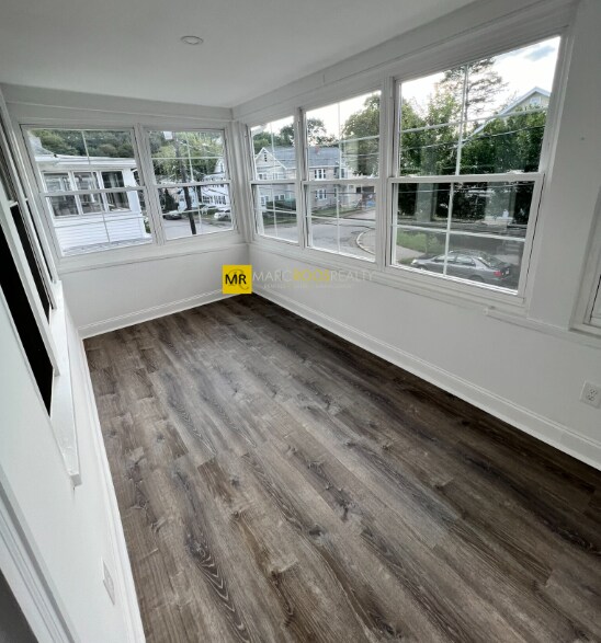 Foto del edificio - 10 Lawrence St