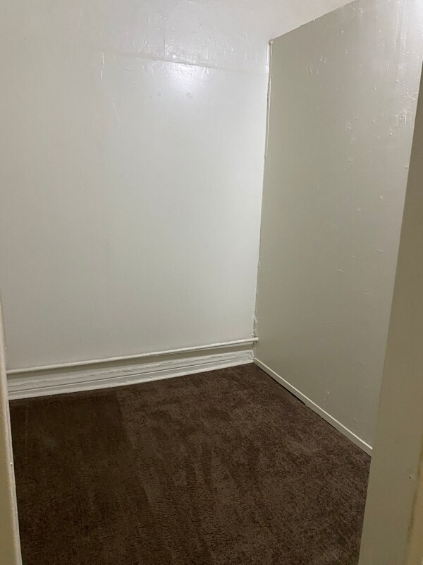 Foto del edificio - 614 N Dallas St