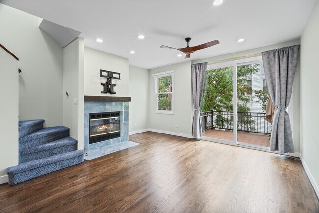 Foto del edificio - 1835 W Oakdale Ave
