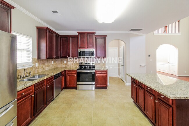 Building Photo - 152 Tyre Dr