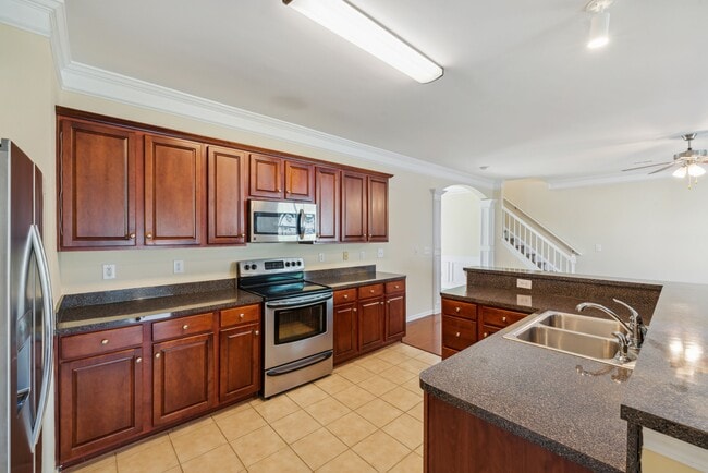 Foto del edificio - 9520 Mintworth Ave