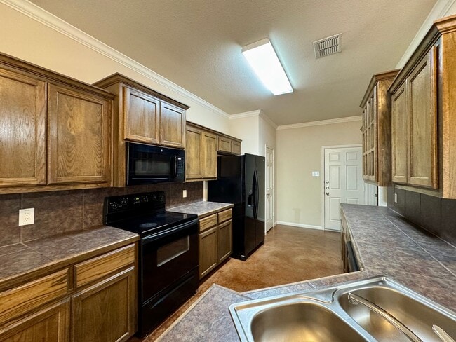 Building Photo - Duplex *LEASING SPECIAL AVAILABLE*