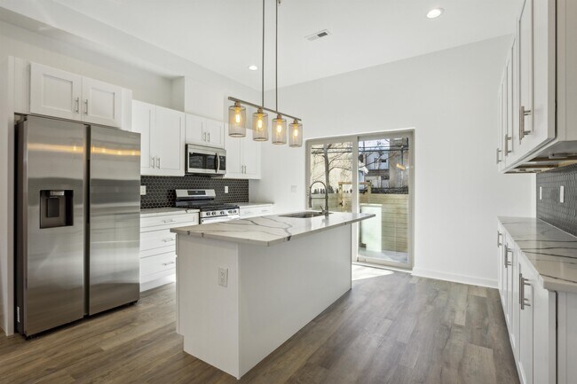 Building Photo - 57 N Conestoga St