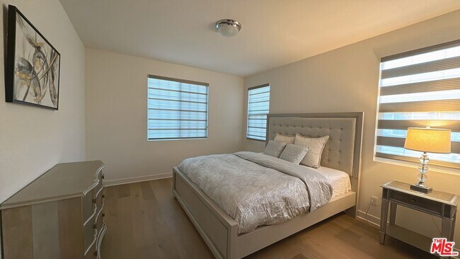 Foto del edificio - 8005 Chalet Ln