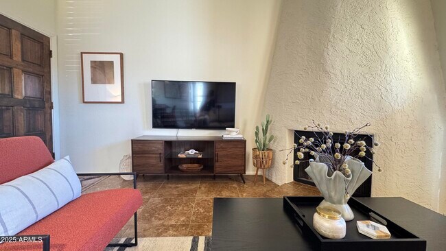 Foto del edificio - 4540 N 44th St