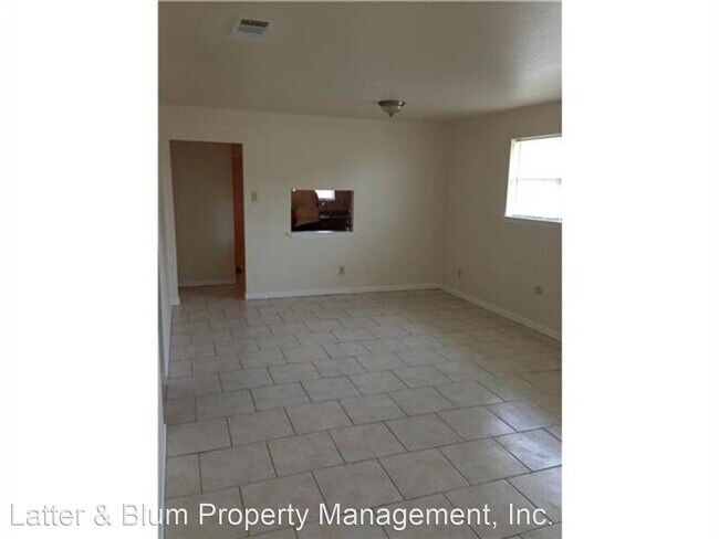 Building Photo - 2 br, 1 bath House - 4110 St. Bernard Ave.