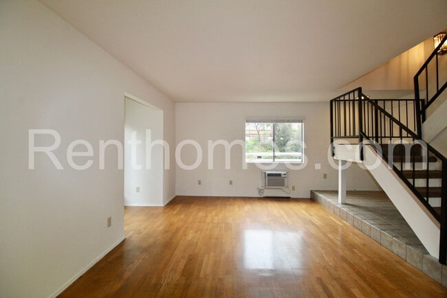 Building Photo - Mission Valley, 7958-E Mission Center Ct, Centrally Located, Community Pool and Spa!