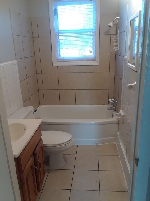 Foto del edificio - Rent reduced & Move-in Special! 1/2 off fi...