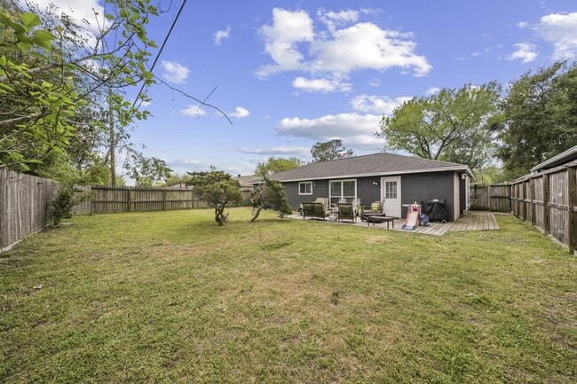 Building Photo - 2523 Heritage Colony Dr