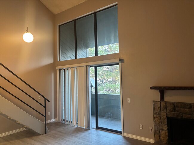 Foto del edificio - 14160 E Temple Dr