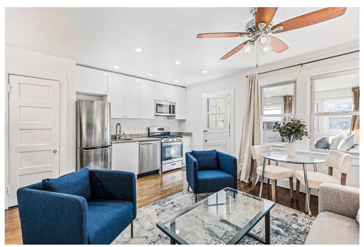 Foto del edificio - 1413 Ridge Pl SE