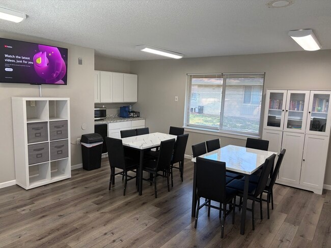 Building Photo - Nixa Meadows