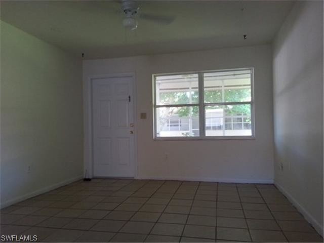 Foto del edificio - 2083 Monroe Ave