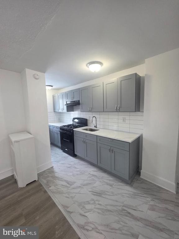 Foto del edificio - 6965 Clinton Rd