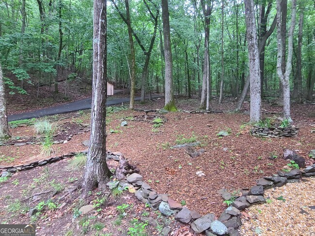 Building Photo - 120 Rocky Stream Ct