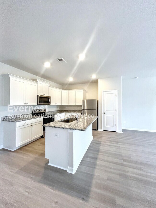 Foto del edificio - 2158 Willow Gln Dr