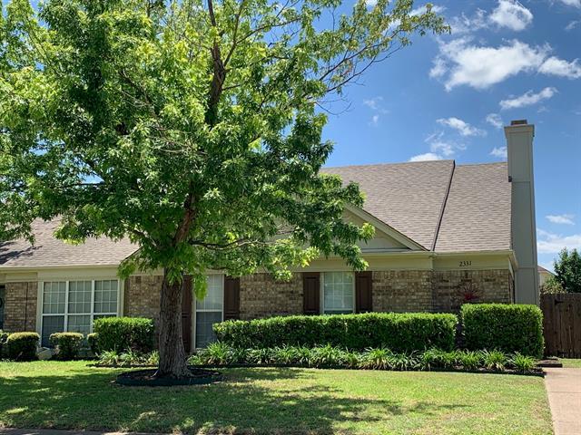 Foto principal - 2331 Forestbrook Dr