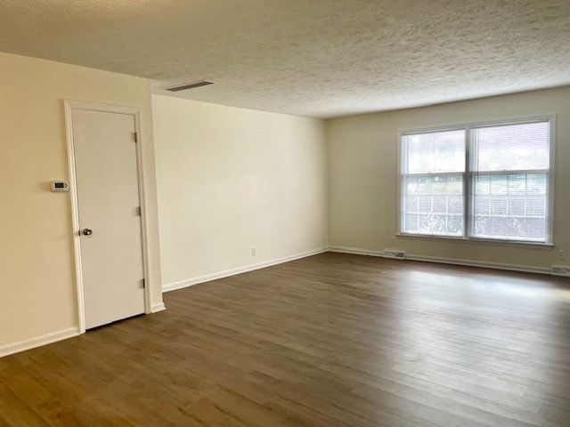 LR Closet - 3304 Wood Valley Ct