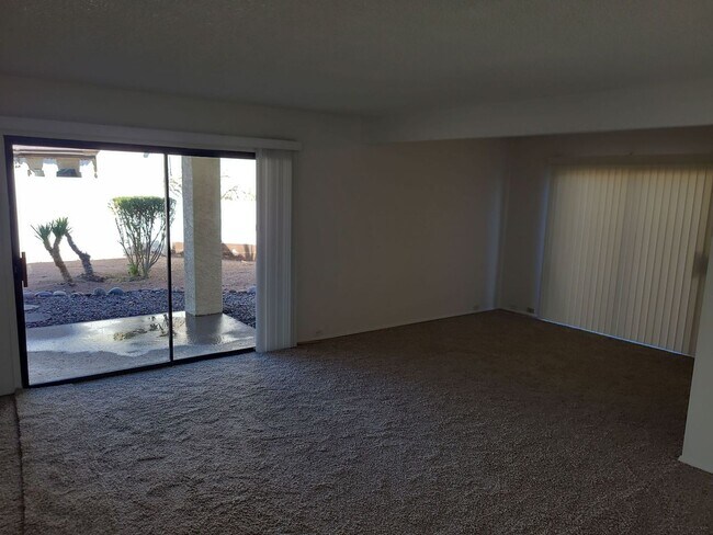Foto del edificio - Point South Mountain 2 bedroom 2 bath